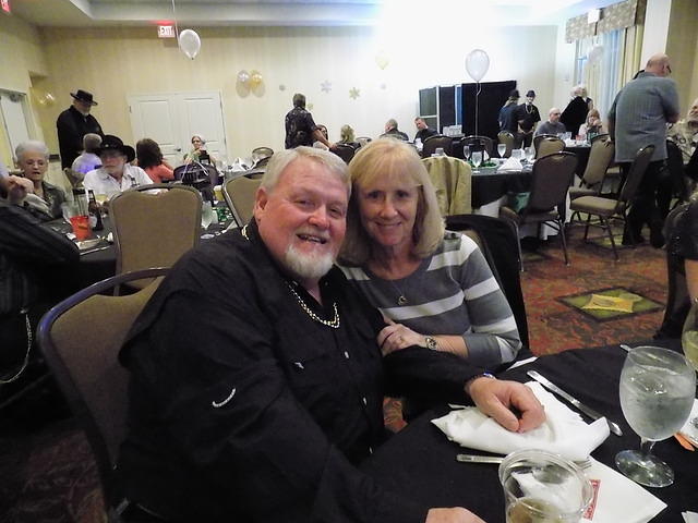 Chapter Christmas Party 12-03-2016 (22)