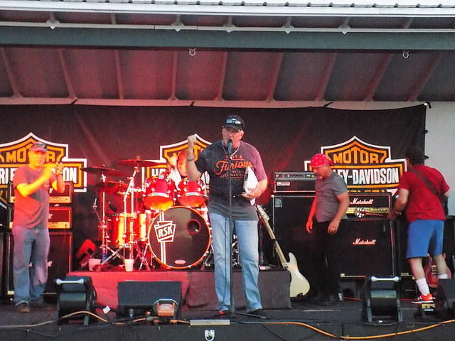 Edi - H-D Scooters Bike Night 05-18-2017 (19)