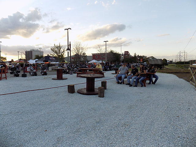 HD Bike Night 04-20-2017 (42)