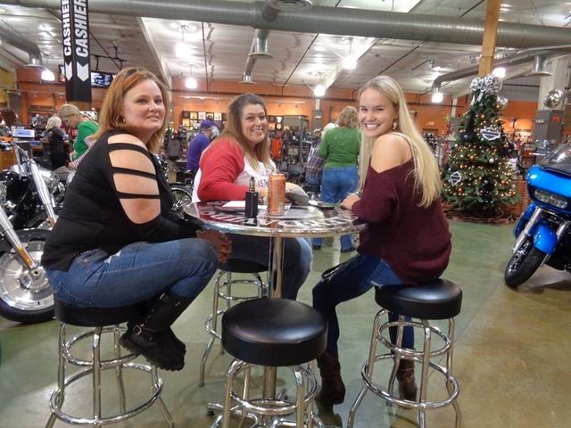 Debbie - Ladies Ride - Tilted Tea Cup Tearoom 11-25-2017 (13)