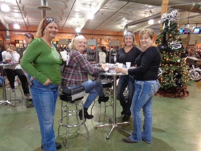 Debbie - Ladies Ride - Tilted Tea Cup Tearoom 11-25-2017 (14)