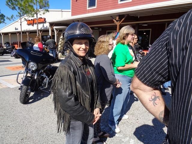 Debbie - Ladies Ride - Tilted Tea Cup Tearoom 11-25-2017 (28)