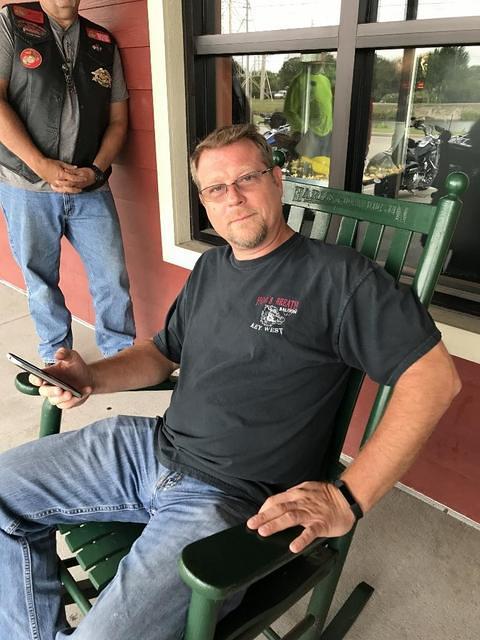Ron - TNDR - Shrimp and Co 05-23-2017