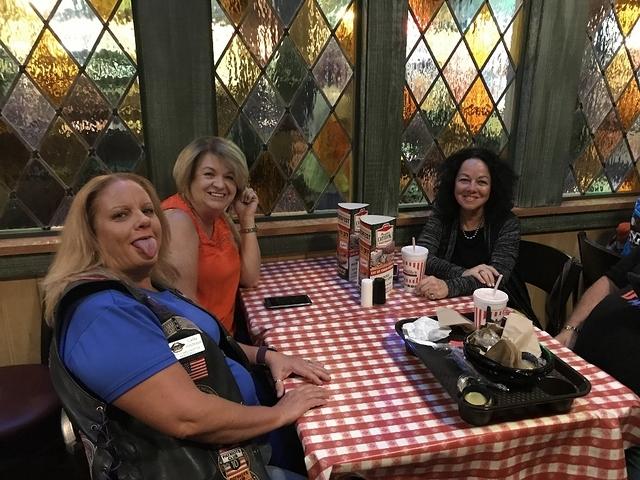 Ron - TNDR To Portillos 09-19-2017 (20)