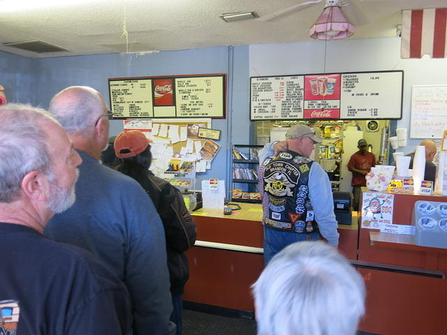 SmokinJoesBBQ 12-14-14 TH021