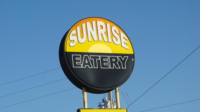 Sunrise Eatery 04-04-2015 (20)