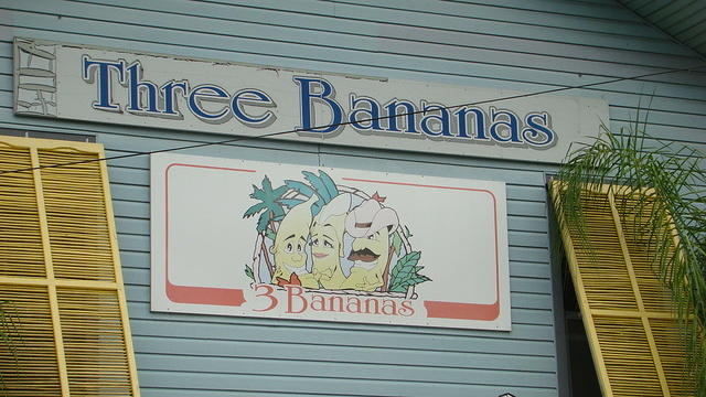 Three Banana’s 04-26-2015 es (44)