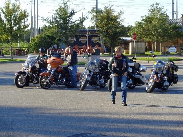 Debbie - Cals Ride to Franky Ds 08-19-2017 (21)