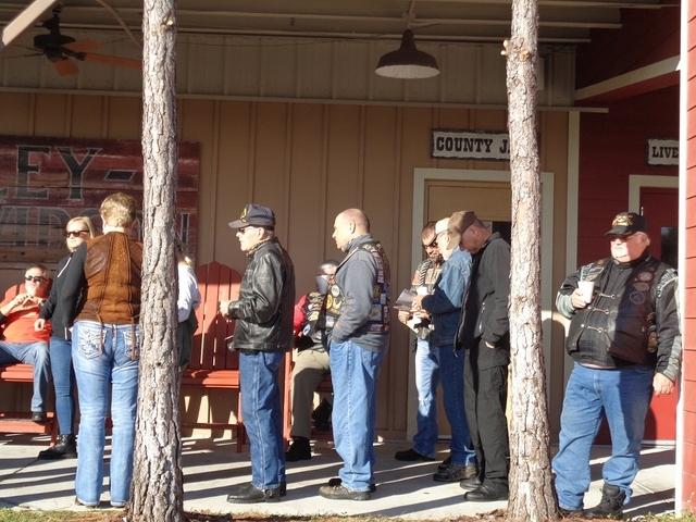 Randys Ride Oakwood Smokehouse 11-25-2017 (30)