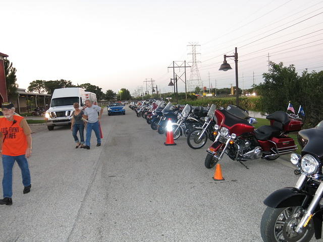 Ride 10-12-13 P4P-BikeNite TH046