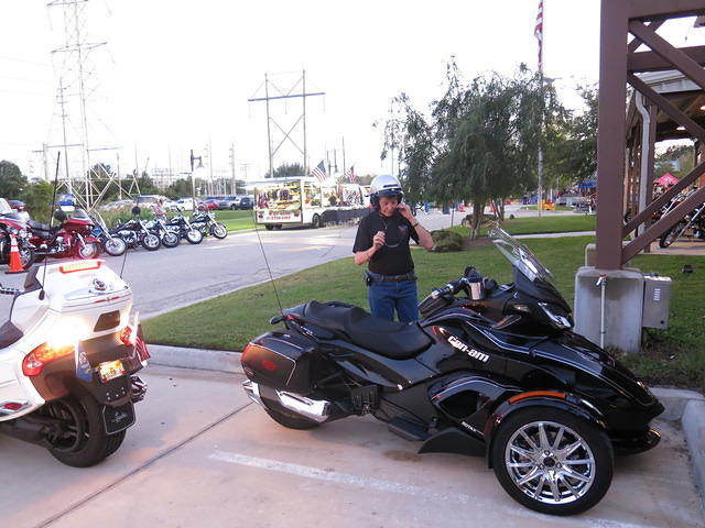 Ride 10-12-13 P4P-BikeNite TH047