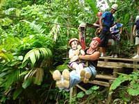 Warren and Bree enjoy their honeymoon in Costa Rica  June 2008