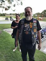Ron - TNDR Hooters 05-16-2017 (13)