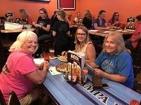 Ron - TNDR Hooters 05-16-2017 (24)