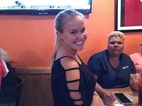 Ron - TNDR Hooters 05-16-2017 (32)